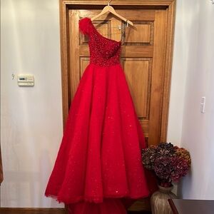 Sherri Hill Red One Shoulder Dress
